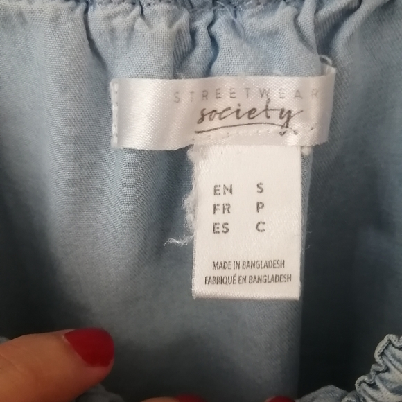 pretty one-piece for women with flower pattern - Picture 4 of 4